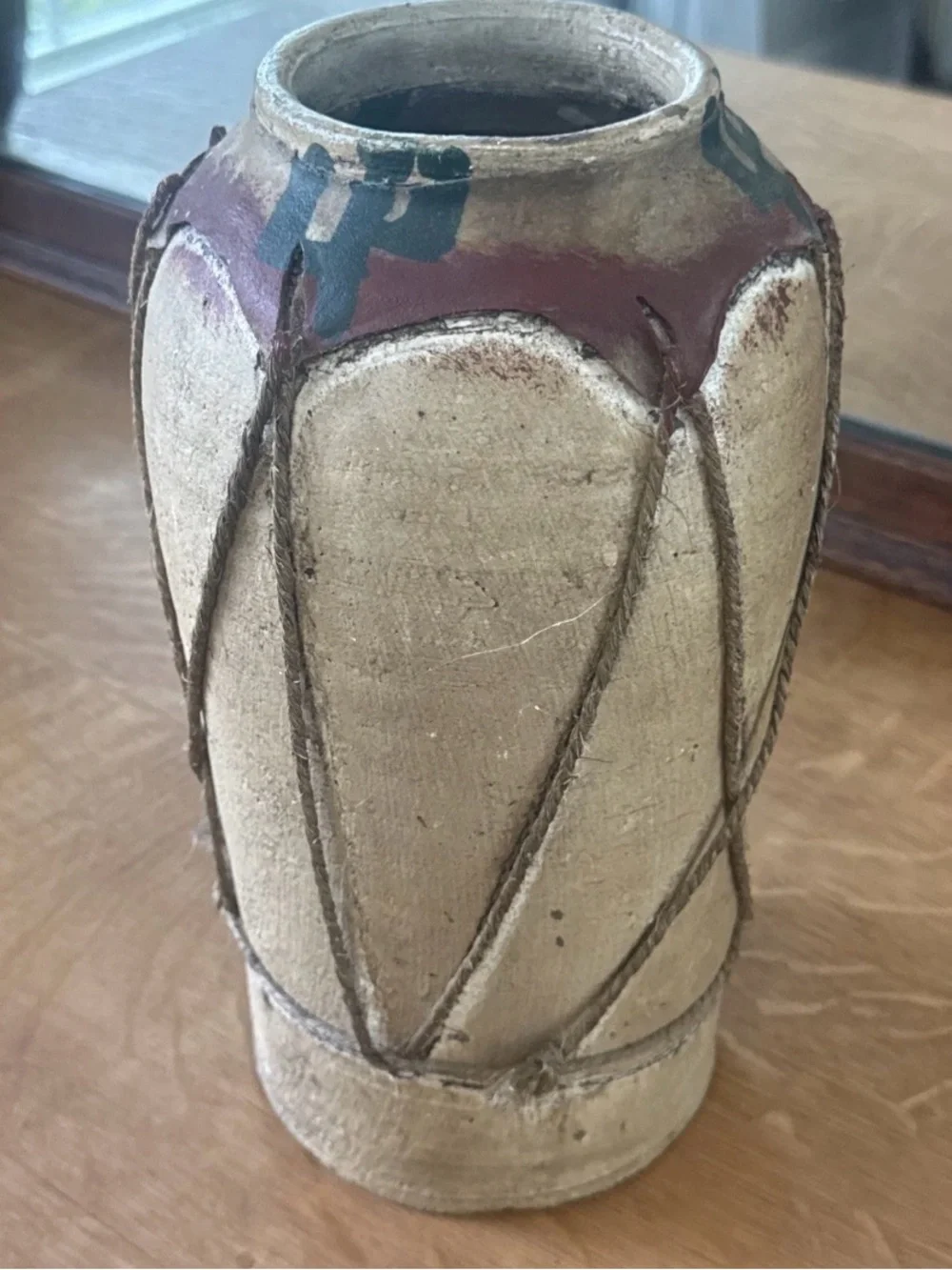VTG Southwestern Hand-painted Hide Clay Vase